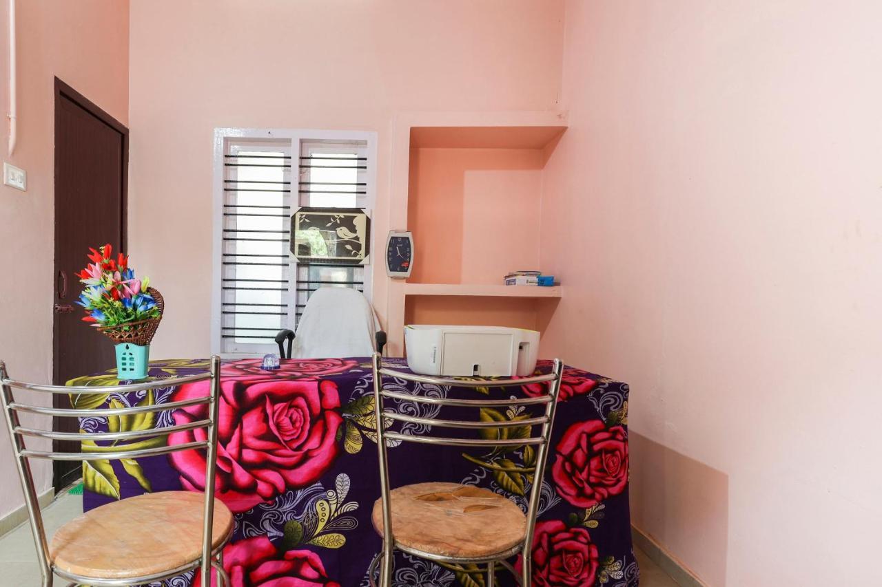Spot On 68111 Jeena Motels コッラム エクステリア 写真